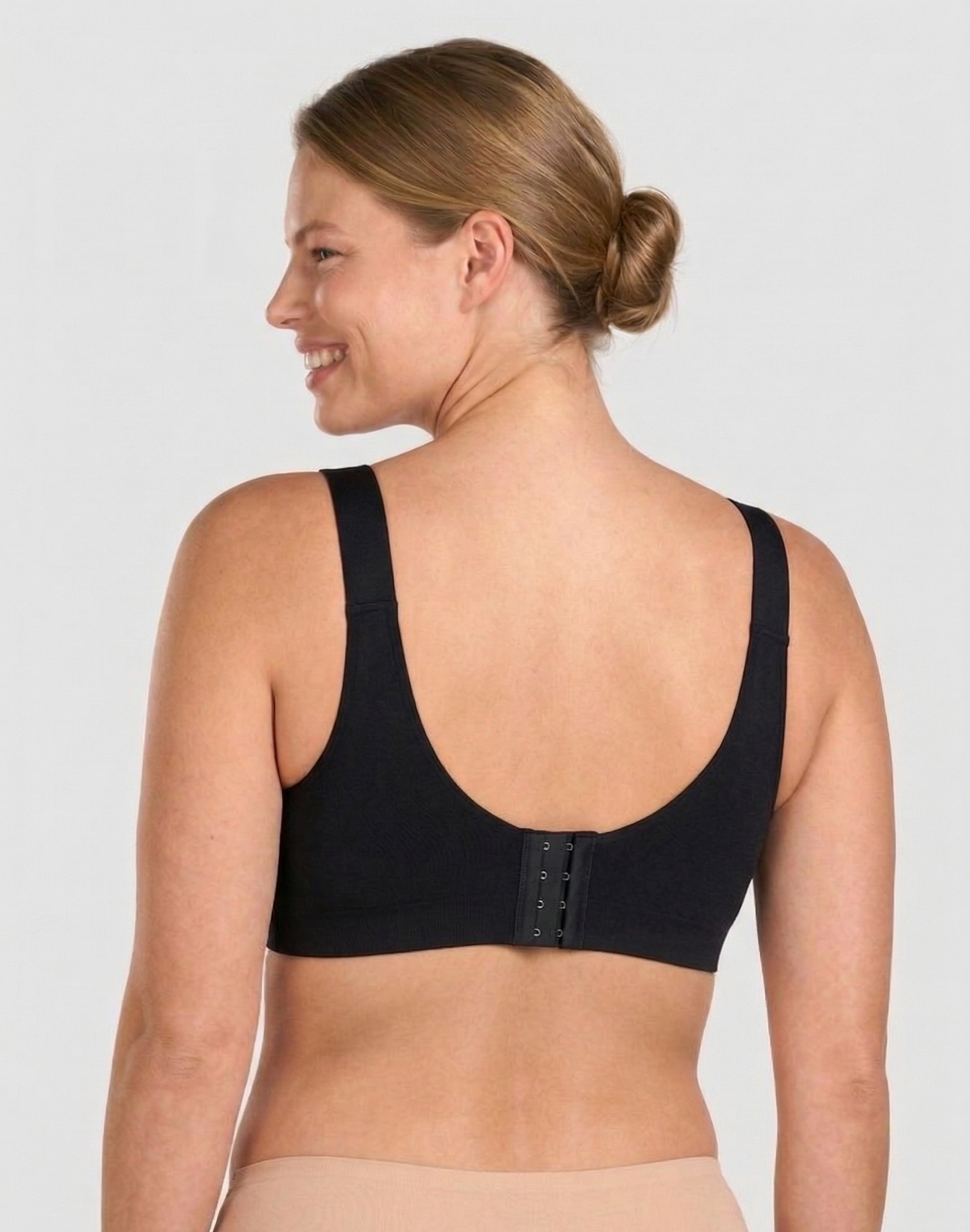 İki Beden İnce Gösteren Göğüs Küçültücü Sütyen – Balensiz Toparlayıcı Günlük Rahatlık